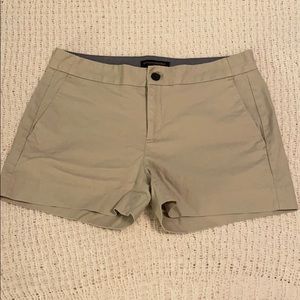 Khaki Banana Republic shorts - Hampton fit